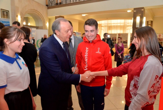 Студент