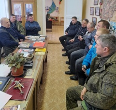 Утвердили план действий и поздравили ветерана