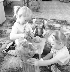 Вот и стали мы на год взрослей