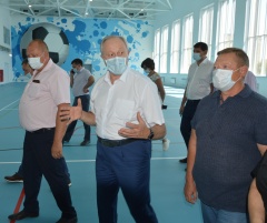 Губернатор Валерий Радаев посетил Шиханы