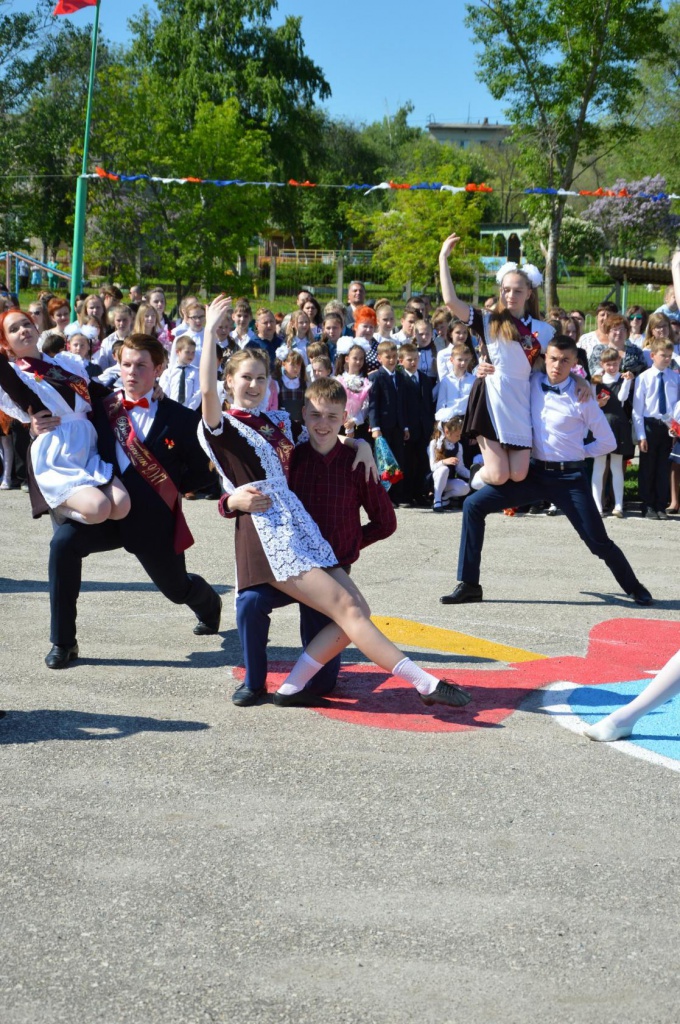 Последний школьный звонок 3.jpg